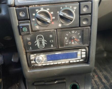 Зеленый ВАЗ 2110, объемом двигателя 0 л и пробегом 250 тыс. км за 1200 $, фото 7 на Automoto.ua