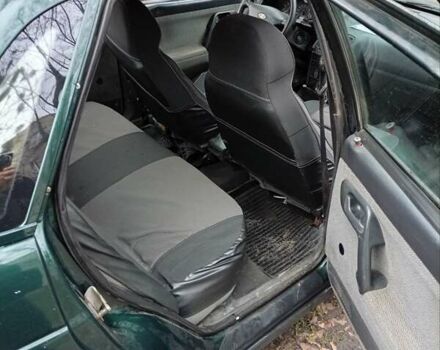 Зелений ВАЗ 2110, об'ємом двигуна 1.5 л та пробігом 300 тис. км за 1000 $, фото 5 на Automoto.ua