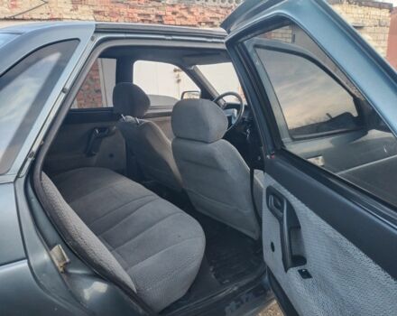 Зеленый ВАЗ 2110, объемом двигателя 1.5 л и пробегом 200 тыс. км за 1050 $, фото 4 на Automoto.ua