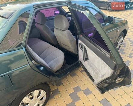 Зеленый ВАЗ 2110, объемом двигателя 1.5 л и пробегом 240 тыс. км за 1550 $, фото 1 на Automoto.ua