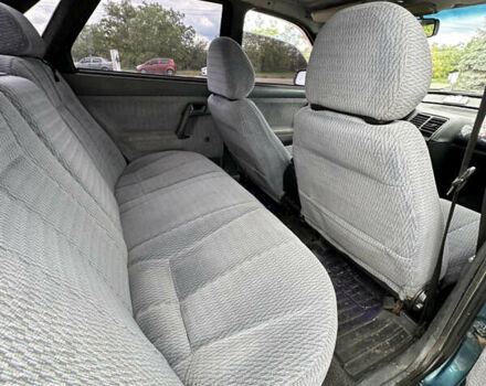 Зеленый ВАЗ 2110, объемом двигателя 1.5 л и пробегом 250 тыс. км за 1500 $, фото 12 на Automoto.ua