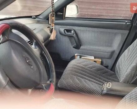 Зеленый ВАЗ 2110, объемом двигателя 1.5 л и пробегом 190 тыс. км за 1850 $, фото 4 на Automoto.ua