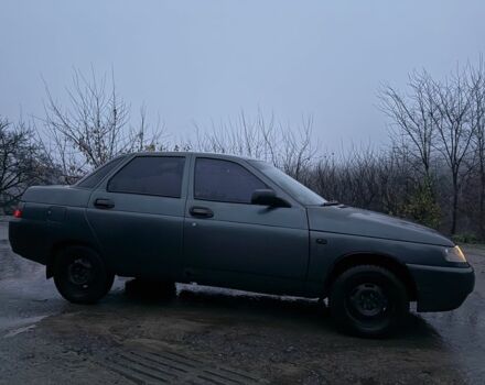 Зеленый ВАЗ 2110, объемом двигателя 1.5 л и пробегом 260 тыс. км за 1400 $, фото 2 на Automoto.ua