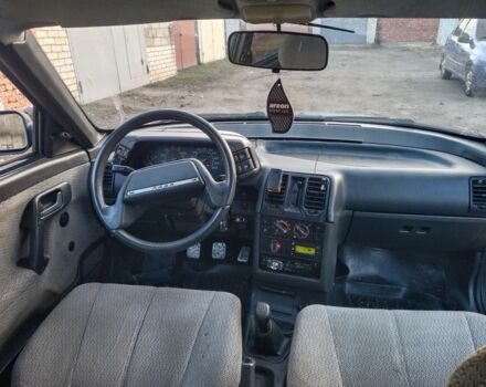 Зеленый ВАЗ 2110, объемом двигателя 1.5 л и пробегом 200 тыс. км за 1050 $, фото 3 на Automoto.ua