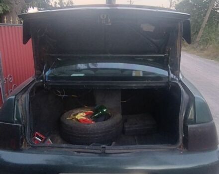 Зелений ВАЗ 2110, об'ємом двигуна 1.5 л та пробігом 320 тис. км за 1650 $, фото 2 на Automoto.ua