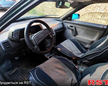 Зелений ВАЗ 2110, об'ємом двигуна 1.5 л та пробігом 258 тис. км за 999 $, фото 3 на Automoto.ua