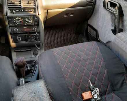 Зеленый ВАЗ 2110, объемом двигателя 1.5 л и пробегом 195 тыс. км за 2000 $, фото 1 на Automoto.ua