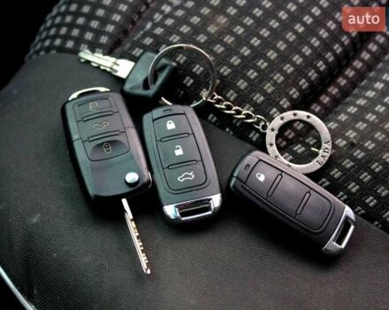 Зеленый ВАЗ 2110, объемом двигателя 1.5 л и пробегом 190 тыс. км за 1250 $, фото 20 на Automoto.ua