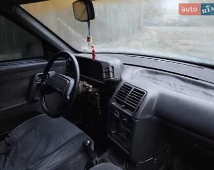 ВАЗ 2110 2003 у Запоріжжя на Automoto.ua Зелений ВАЗ 2110, об'ємом двигуна 1.5 л та пробігом 150 тис. км за 600 $, фото 3 на Automoto.ua