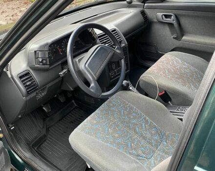 Зеленый ВАЗ 2110, объемом двигателя 1 л и пробегом 137 тыс. км за 1550 $, фото 4 на Automoto.ua