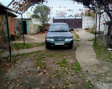 Зеленый ВАЗ 2110, объемом двигателя 1.5 л и пробегом 200 тыс. км за 1750 $, фото 2 на Automoto.ua