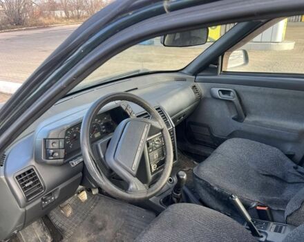 Зеленый ВАЗ 2110, объемом двигателя 1.5 л и пробегом 270 тыс. км за 650 $, фото 4 на Automoto.ua