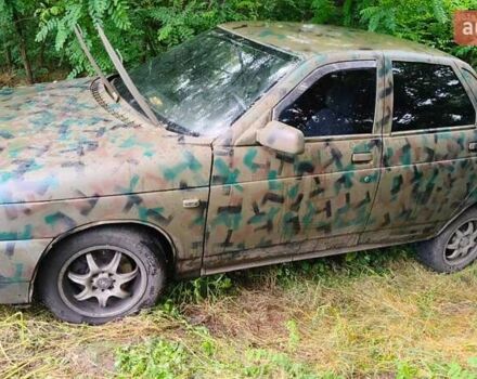 Зеленый ВАЗ 2110, объемом двигателя 1.5 л и пробегом 200 тыс. км за 1350 $, фото 4 на Automoto.ua