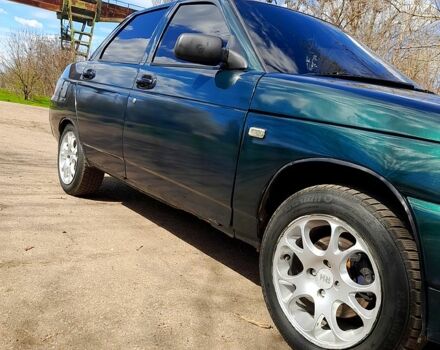 Зеленый ВАЗ 2110, объемом двигателя 1.5 л и пробегом 195 тыс. км за 2000 $, фото 3 на Automoto.ua