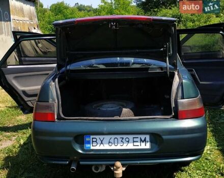 Зеленый ВАЗ 2110, объемом двигателя 1.5 л и пробегом 225 тыс. км за 900 $, фото 3 на Automoto.ua