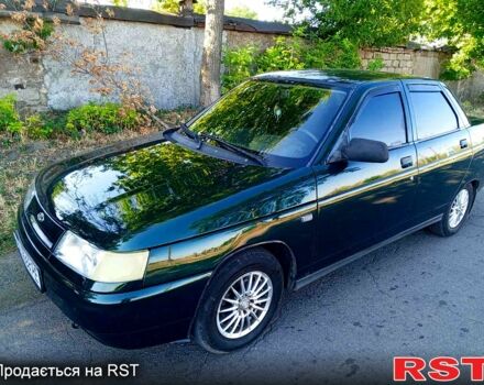 Зеленый ВАЗ 2110, объемом двигателя 1.5 л и пробегом 180 тыс. км за 2100 $, фото 2 на Automoto.ua