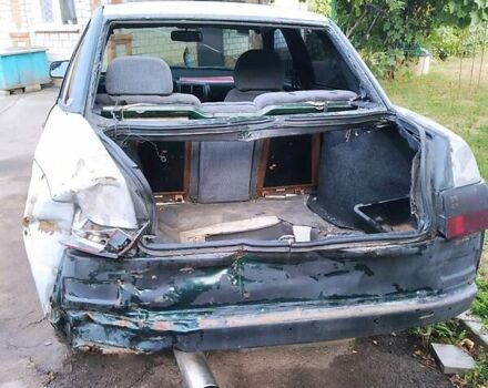 Зеленый ВАЗ 2110, объемом двигателя 1.5 л и пробегом 229 тыс. км за 800 $, фото 4 на Automoto.ua