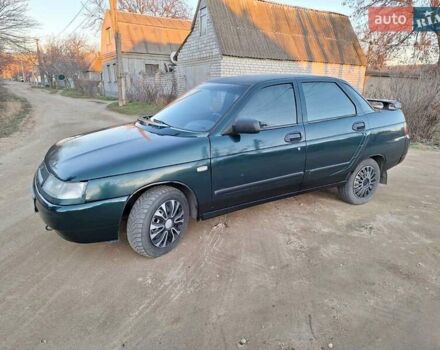 ВАЗ 2110 2004 у Миколаєві на Automoto.ua Зелений ВАЗ 2110, об'ємом двигуна 1.5 л та пробігом 220 тис. км за 1900 $, фото 5 на Automoto.ua