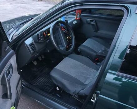 Зелений ВАЗ 2110, об'ємом двигуна 0 л та пробігом 90 тис. км за 3400 $, фото 6 на Automoto.ua