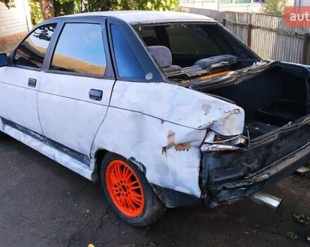 Зеленый ВАЗ 2110, объемом двигателя 1.5 л и пробегом 229 тыс. км за 800 $, фото 2 на Automoto.ua