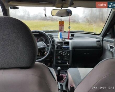 Зелений ВАЗ 2110, об'ємом двигуна 1.6 л та пробігом 293 тис. км за 1200 $, фото 8 на Automoto.ua