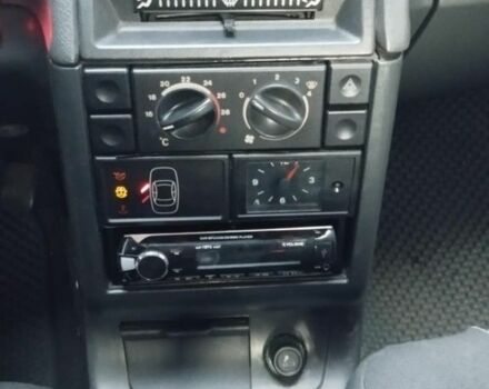 Зелений ВАЗ 2110, об'ємом двигуна 1.5 л та пробігом 156 тис. км за 1800 $, фото 5 на Automoto.ua