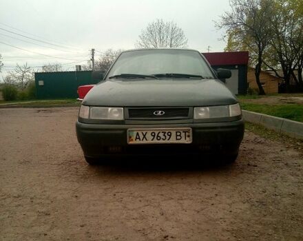 Зеленый ВАЗ 2110, объемом двигателя 1.5 л и пробегом 320 тыс. км за 999 $, фото 2 на Automoto.ua