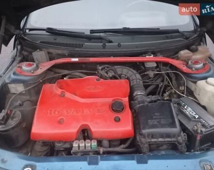 Зеленый ВАЗ 2110, объемом двигателя 1.6 л и пробегом 163 тыс. км за 1950 $, фото 7 на Automoto.ua