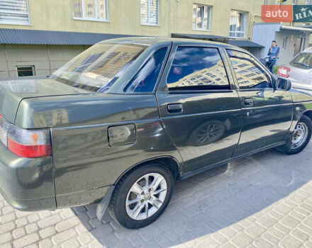 Зеленый ВАЗ 2110, объемом двигателя 1.6 л и пробегом 200 тыс. км за 2100 $, фото 2 на Automoto.ua