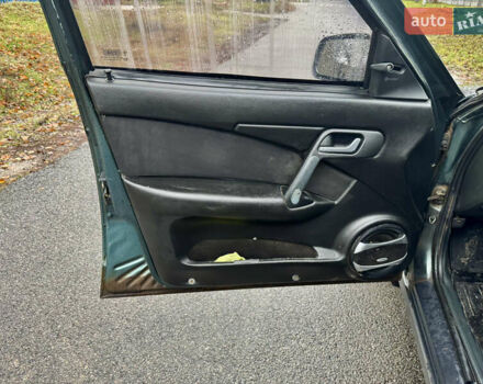 Зелений ВАЗ 2110, об'ємом двигуна 1.6 л та пробігом 200 тис. км за 1999 $, фото 10 на Automoto.ua