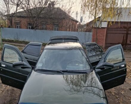 Зеленый ВАЗ 2110, объемом двигателя 1.6 л и пробегом 1 тыс. км за 2000 $, фото 4 на Automoto.ua