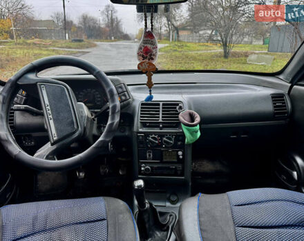 Зелений ВАЗ 2110, об'ємом двигуна 1.6 л та пробігом 200 тис. км за 1999 $, фото 7 на Automoto.ua