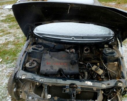 Зеленый ВАЗ 2110, объемом двигателя 1.6 л и пробегом 160 тыс. км за 480 $, фото 3 на Automoto.ua