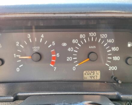 Зелений ВАЗ 2110, об'ємом двигуна 1.6 л та пробігом 202 тис. км за 2250 $, фото 8 на Automoto.ua