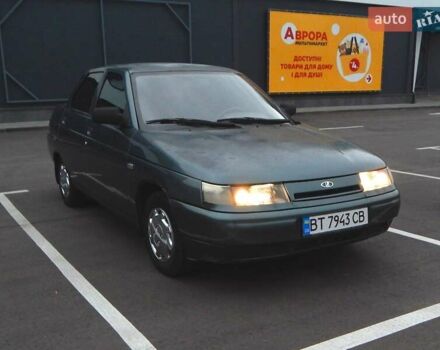 Зеленый ВАЗ 2110, объемом двигателя 1.6 л и пробегом 190 тыс. км за 1800 $, фото 2 на Automoto.ua