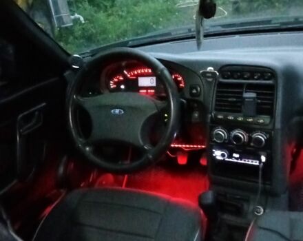 Зеленый ВАЗ 2110, объемом двигателя 1.6 л и пробегом 140 тыс. км за 2700 $, фото 11 на Automoto.ua