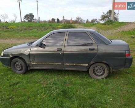 Зеленый ВАЗ 2110, объемом двигателя 1.6 л и пробегом 244 тыс. км за 1450 $, фото 4 на Automoto.ua