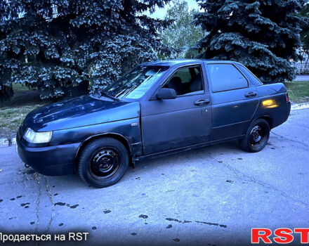 Зеленый ВАЗ 2110, объемом двигателя 1.6 л и пробегом 200 тыс. км за 1888 $, фото 2 на Automoto.ua