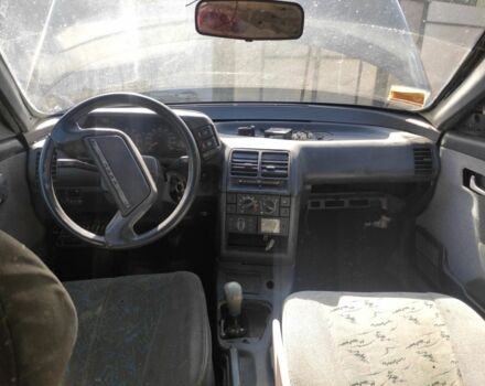 Зеленый ВАЗ 2110, объемом двигателя 1.6 л и пробегом 300 тыс. км за 638 $, фото 4 на Automoto.ua