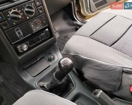 Зеленый ВАЗ 2110, объемом двигателя 1.6 л и пробегом 77 тыс. км за 2999 $, фото 11 на Automoto.ua