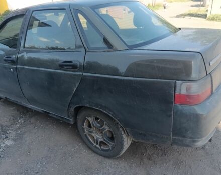 Зеленый ВАЗ 2110, объемом двигателя 1.6 л и пробегом 300 тыс. км за 600 $, фото 4 на Automoto.ua