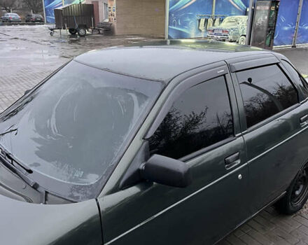 Зеленый ВАЗ 2110, объемом двигателя 1.6 л и пробегом 280 тыс. км за 2200 $, фото 2 на Automoto.ua