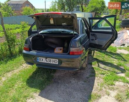 Зелений ВАЗ 2110, об'ємом двигуна 1.6 л та пробігом 230 тис. км за 1800 $, фото 1 на Automoto.ua