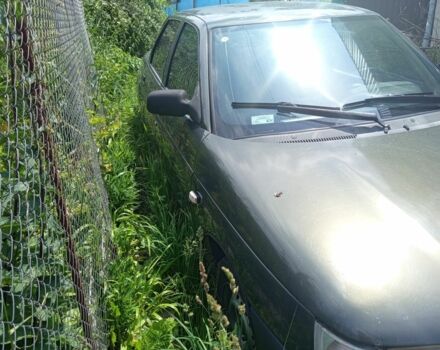 Зеленый ВАЗ 2110, объемом двигателя 1.6 л и пробегом 350 тыс. км за 800 $, фото 5 на Automoto.ua