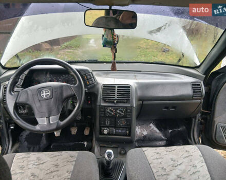 Зелений ВАЗ 2110, об'ємом двигуна 1.6 л та пробігом 126 тис. км за 1850 $, фото 11 на Automoto.ua