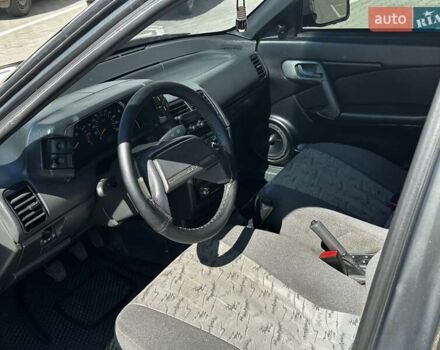 Зеленый ВАЗ 2110, объемом двигателя 1.5 л и пробегом 307 тыс. км за 3000 $, фото 5 на Automoto.ua