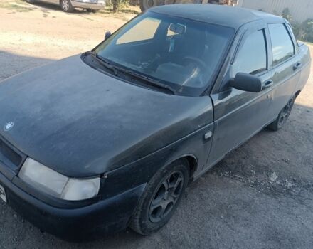 Зеленый ВАЗ 2110, объемом двигателя 1.6 л и пробегом 300 тыс. км за 600 $, фото 1 на Automoto.ua