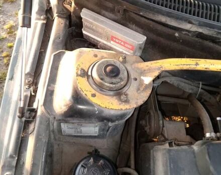 Зеленый ВАЗ 2110, объемом двигателя 1.6 л и пробегом 304 тыс. км за 1400 $, фото 9 на Automoto.ua