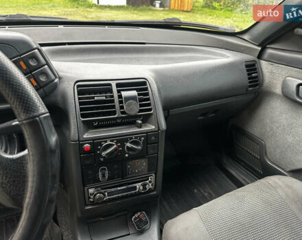 ВАЗ 2110 2006 в Львове на Automoto.ua Зеленый ВАЗ 2110, объемом двигателя 1.6 л и пробегом 350 тыс. км за 2499 $, фото 10 на Automoto.ua