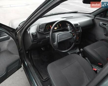 Зеленый ВАЗ 2110, объемом двигателя 1.6 л и пробегом 190 тыс. км за 1800 $, фото 13 на Automoto.ua